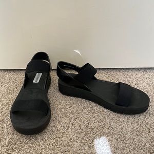 Steve Madden elastic strap sandals NWT